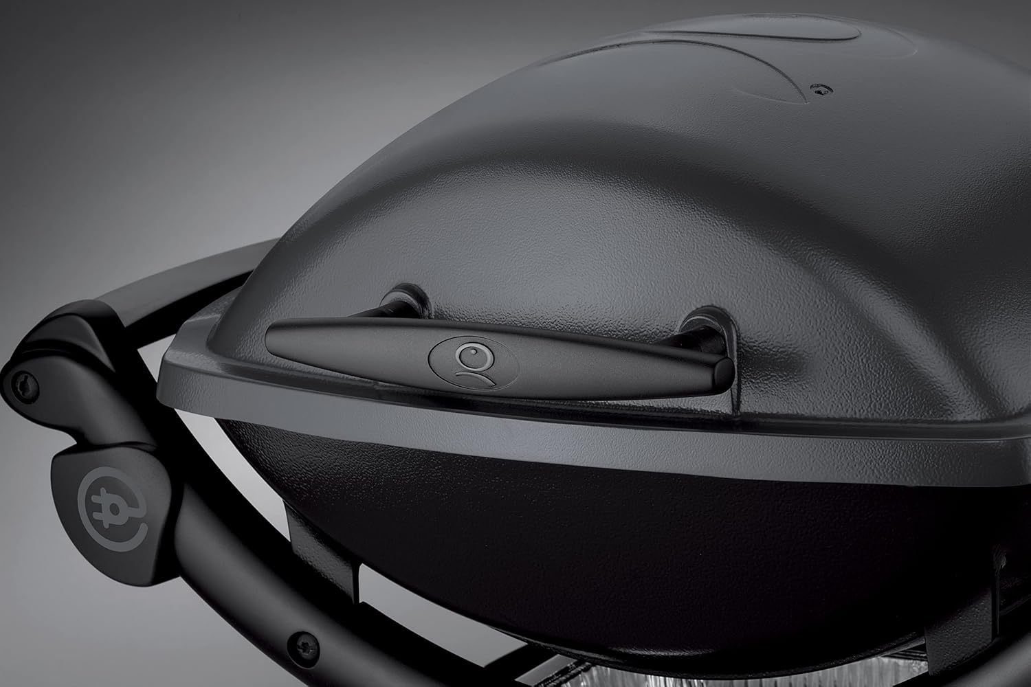 Weber Q1400 Barbecue électrique avec support, surface de cuisson 43 x 32 cm, nomade, grille en fonte émaillée divisée en 2 parties, couvercle et cuve en fonte d'aluminium - Gris foncé (52020853)