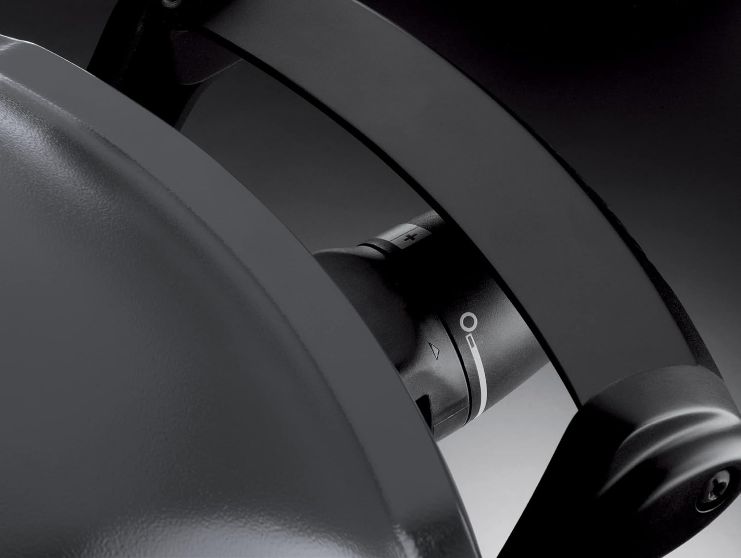 Weber Q1400 Barbecue électrique, surface de cuisson 43 x 32 cm, nomade, grille en fonte émaillée divisée en 2 parties, couvercle et cuve en fonte d'aluminium - Gris foncé (52020053)